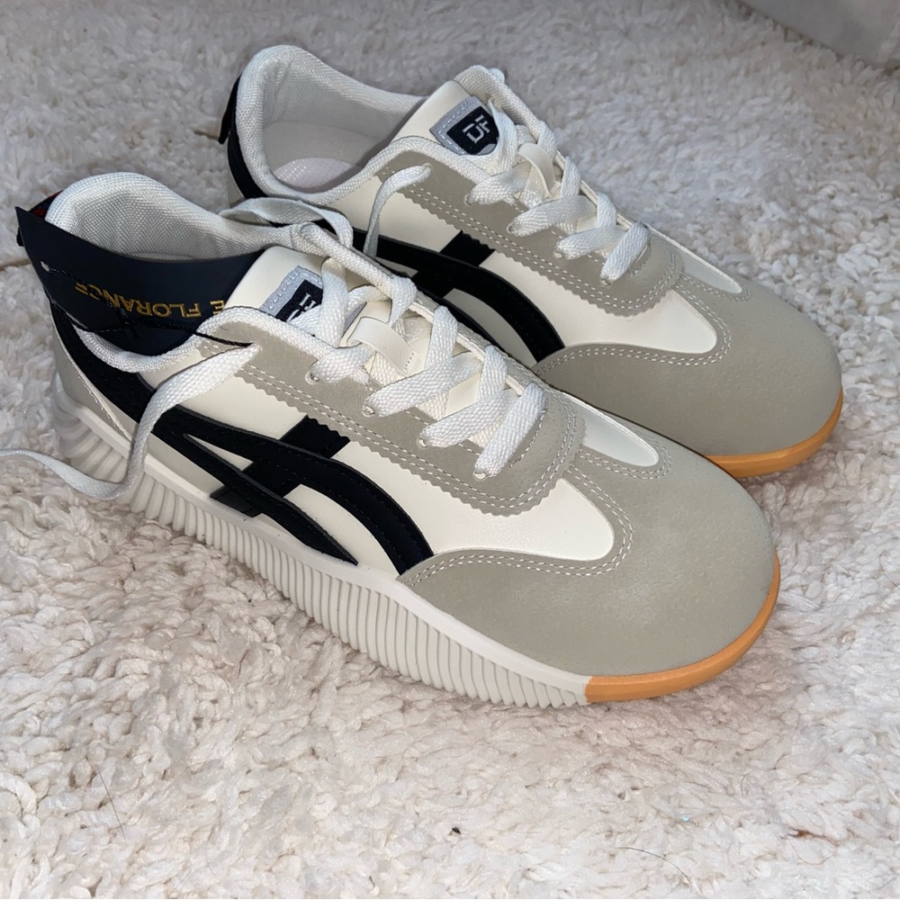 DE FLORANCE athletic shoes